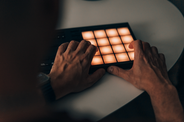 Between Noise in My Head and Silence in the Beat. New Beat Drop