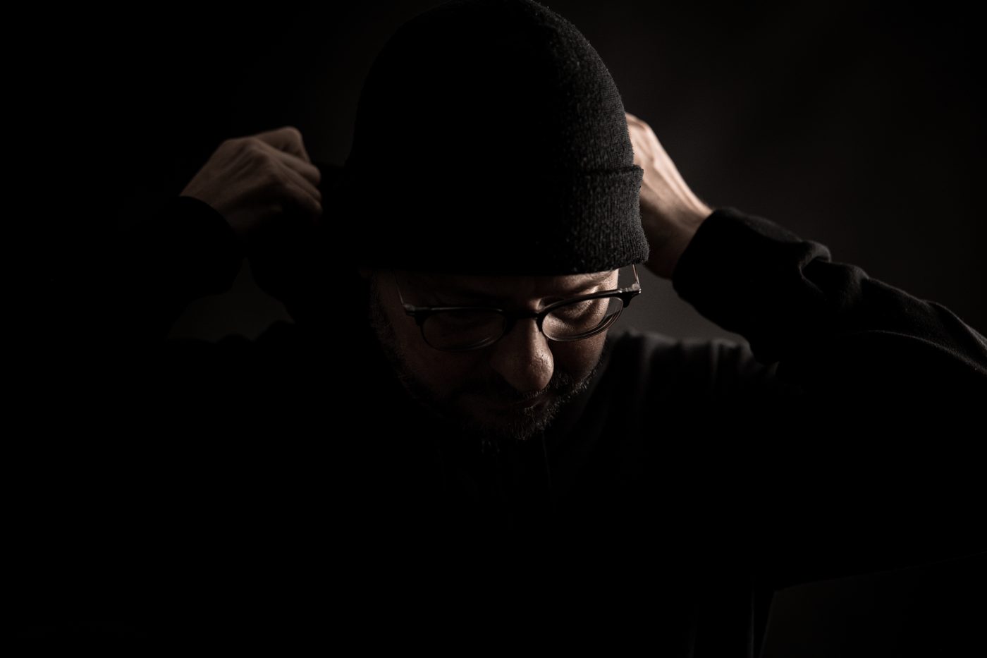 Vaynex in the studio